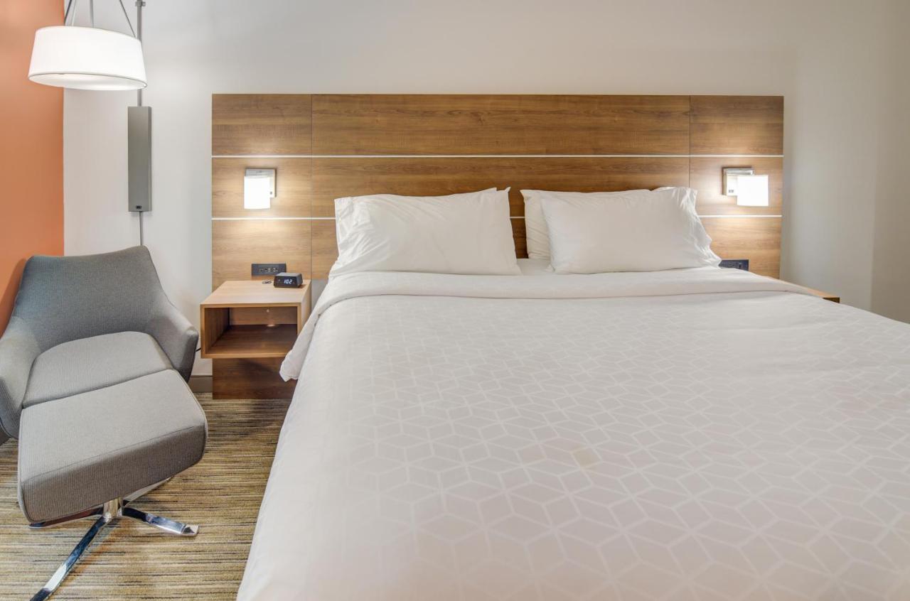 Holiday Inn Express Hotel & Suites Foley By Ihg Экстерьер фото