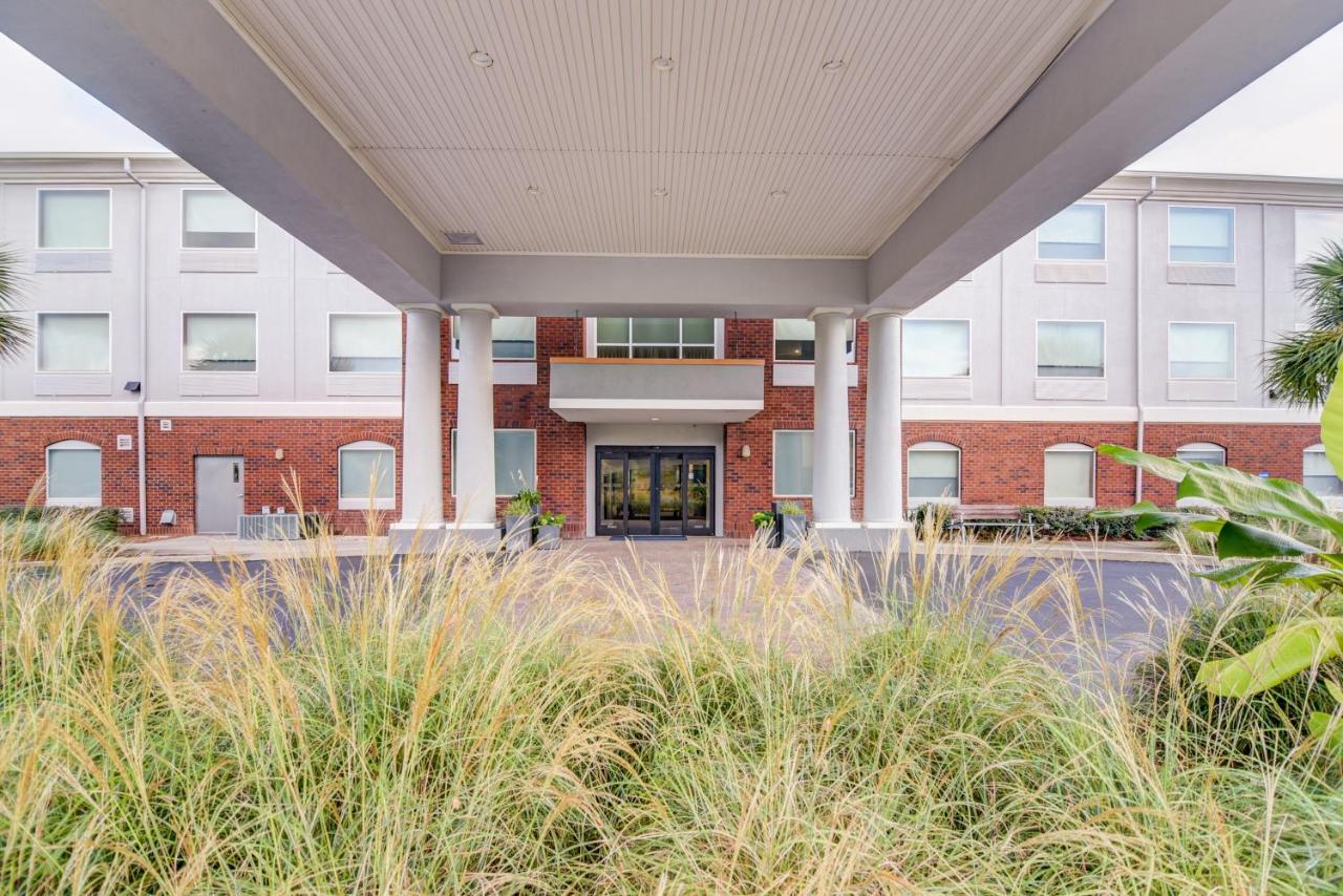Holiday Inn Express Hotel & Suites Foley By Ihg Экстерьер фото