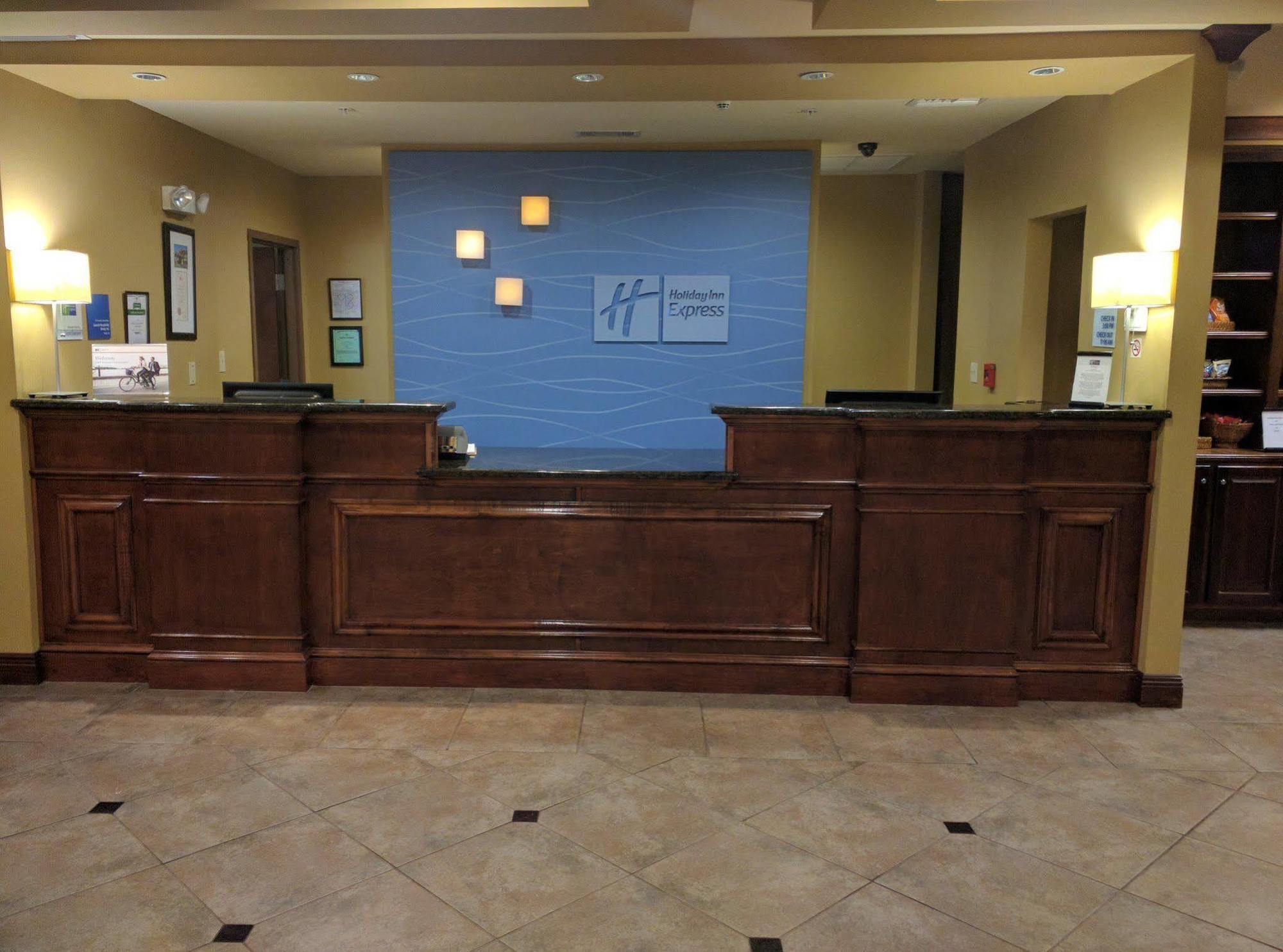 Holiday Inn Express Hotel & Suites Foley By Ihg Экстерьер фото