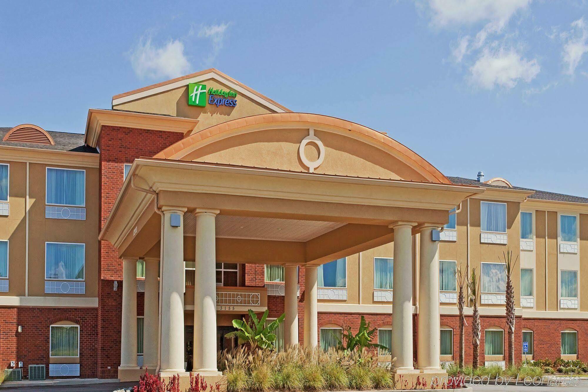 Holiday Inn Express Hotel & Suites Foley By Ihg Экстерьер фото