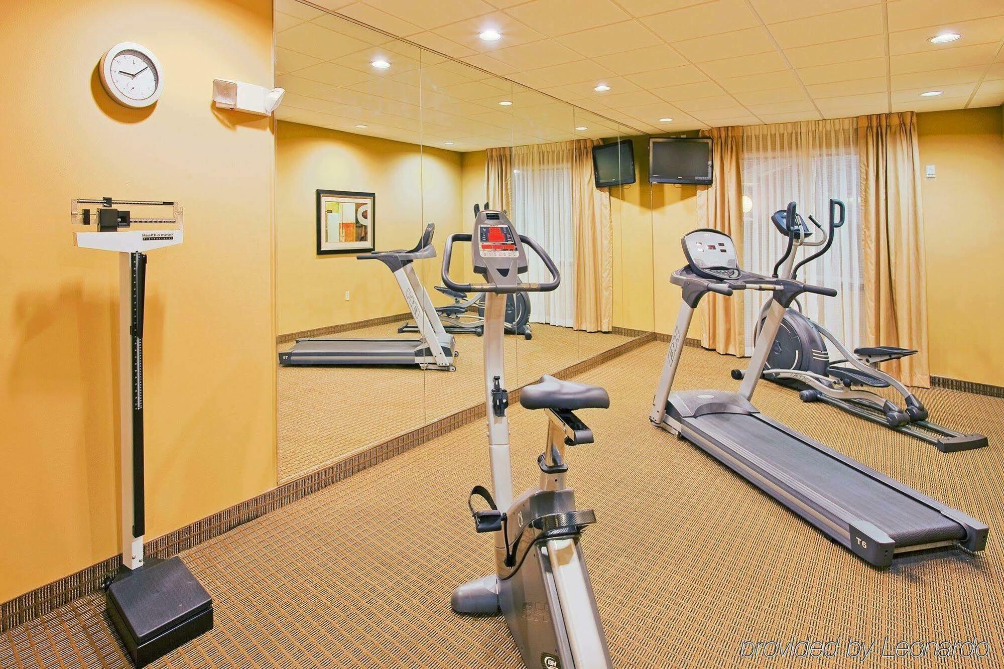 Holiday Inn Express Hotel & Suites Foley By Ihg Экстерьер фото